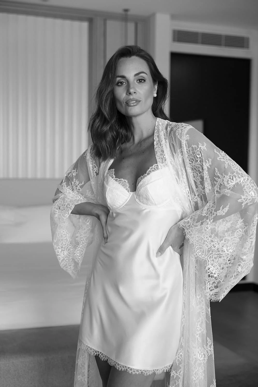 Charlotte Lace Maxi Bridal Robe - Image 4