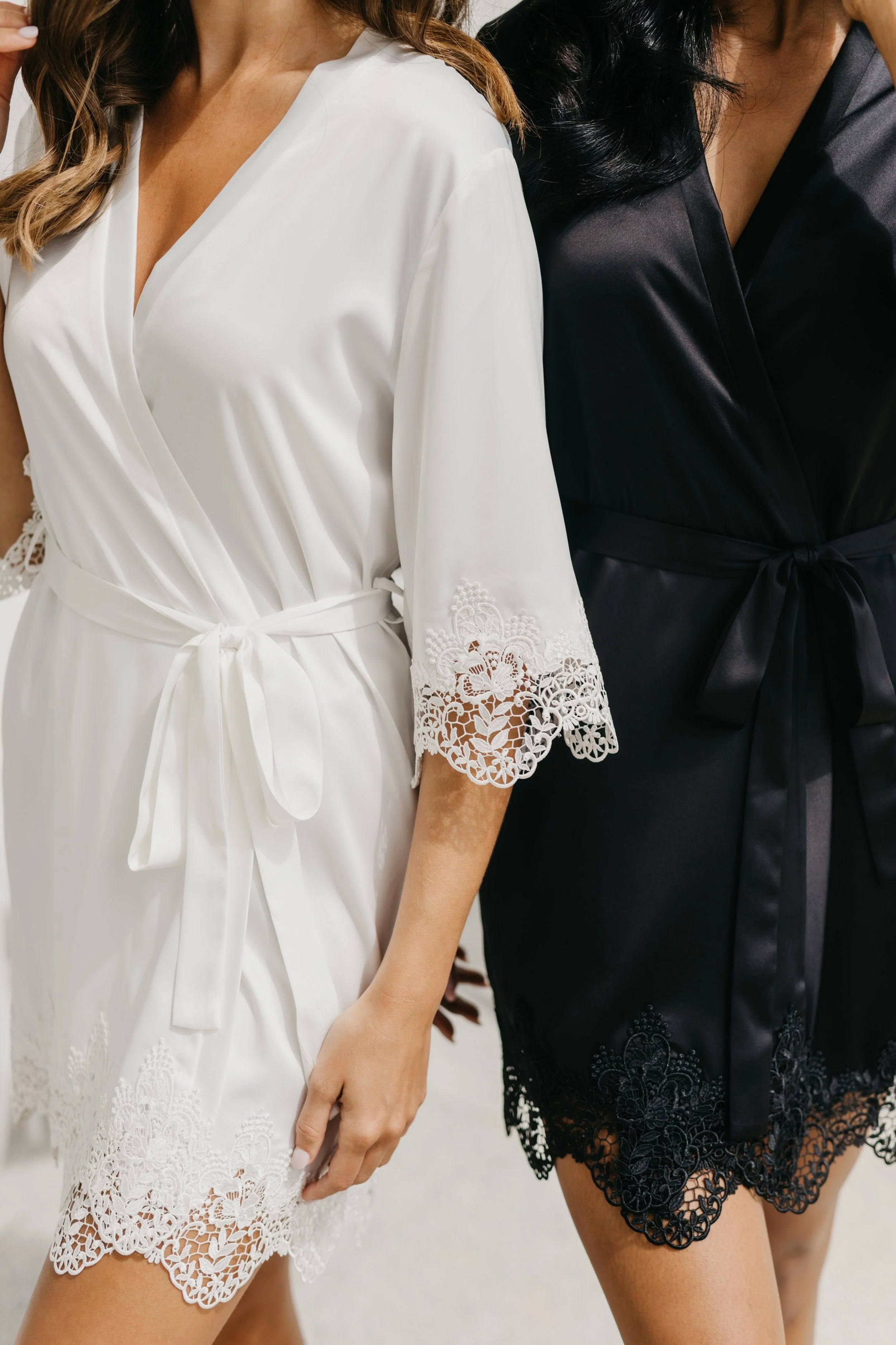 Chiara Lace Trim Robe - Image 10