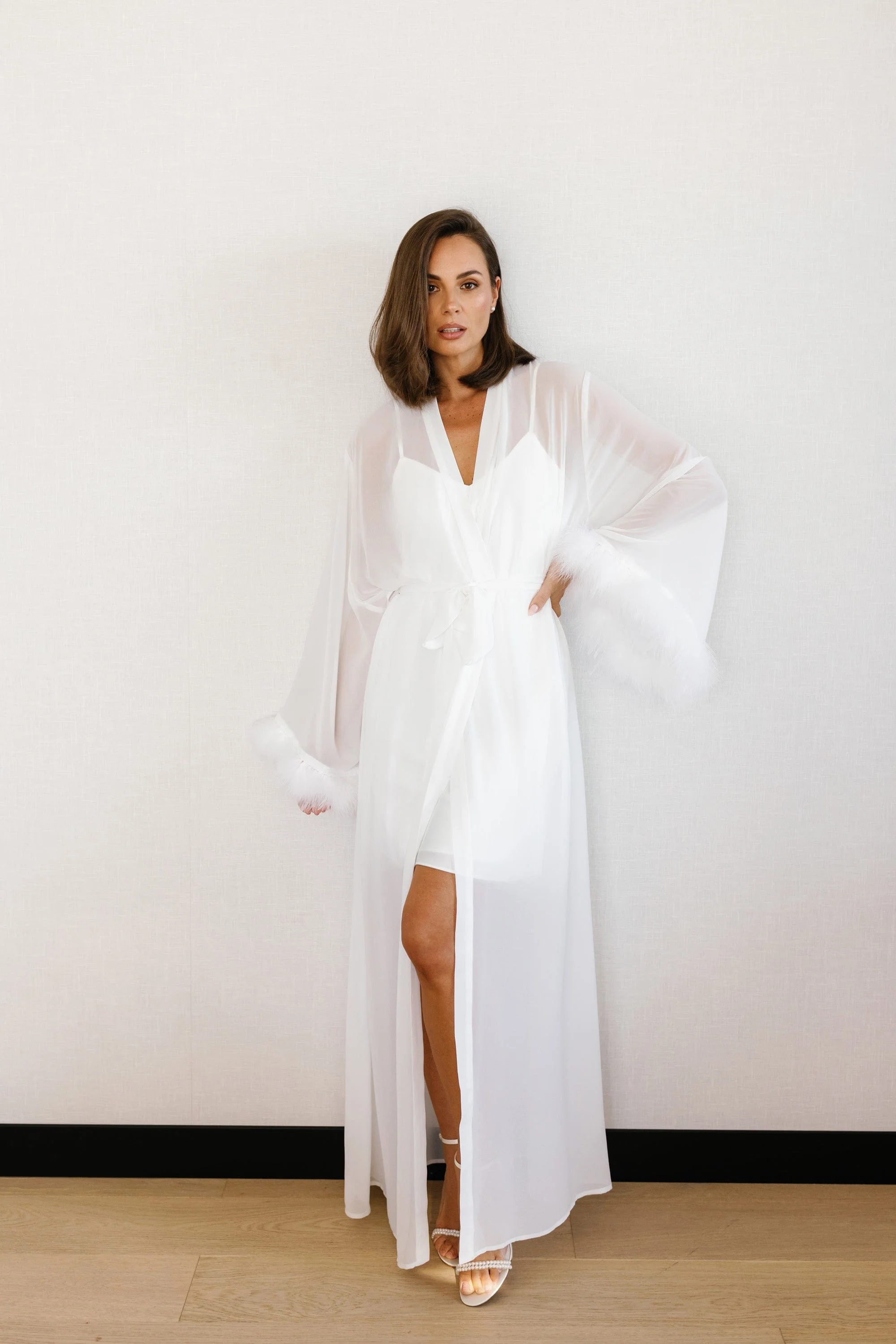 Farah Feather Bridal Robe - Image 3