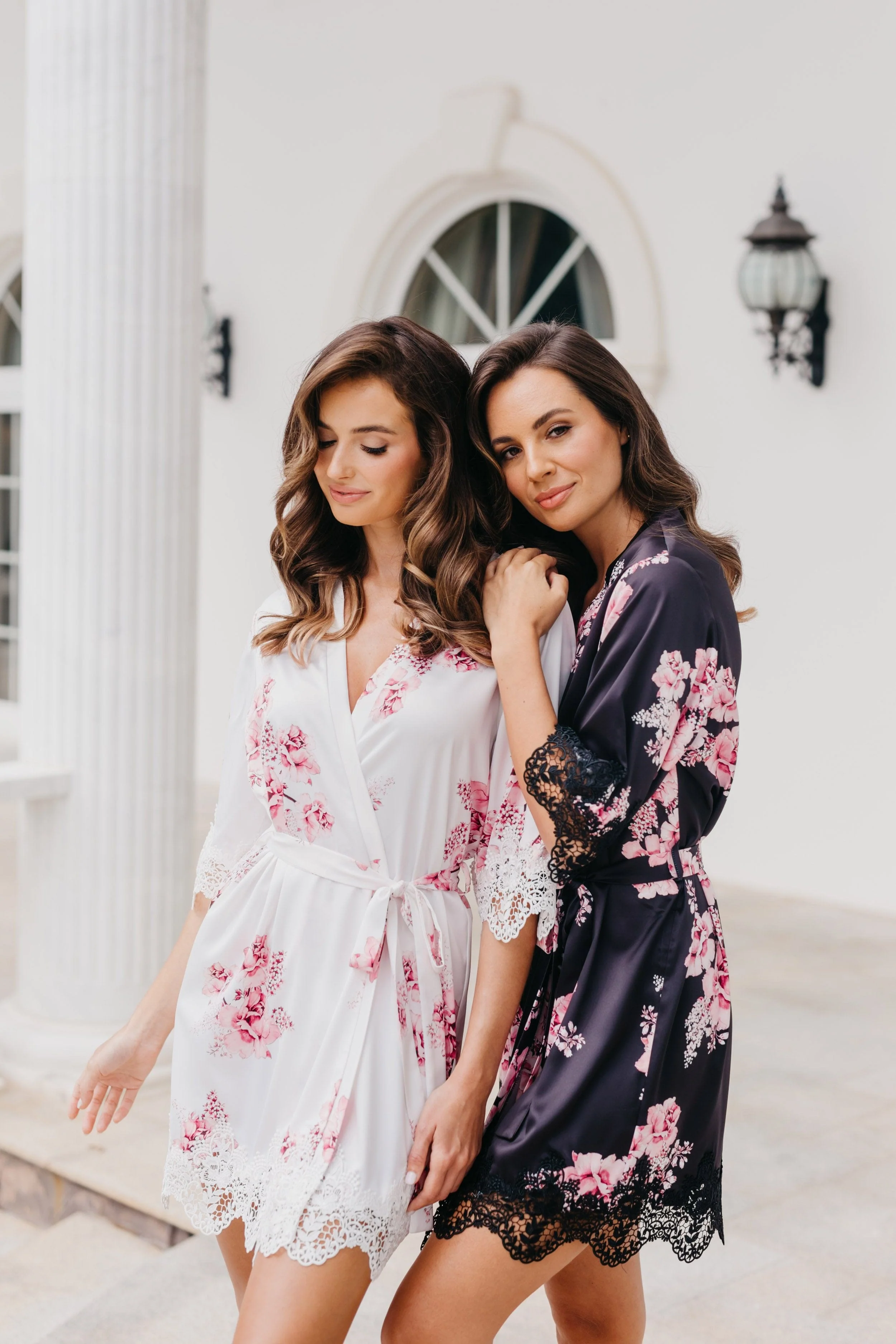 Ivana Bouquet De Fleur Printed Robe - Image 15