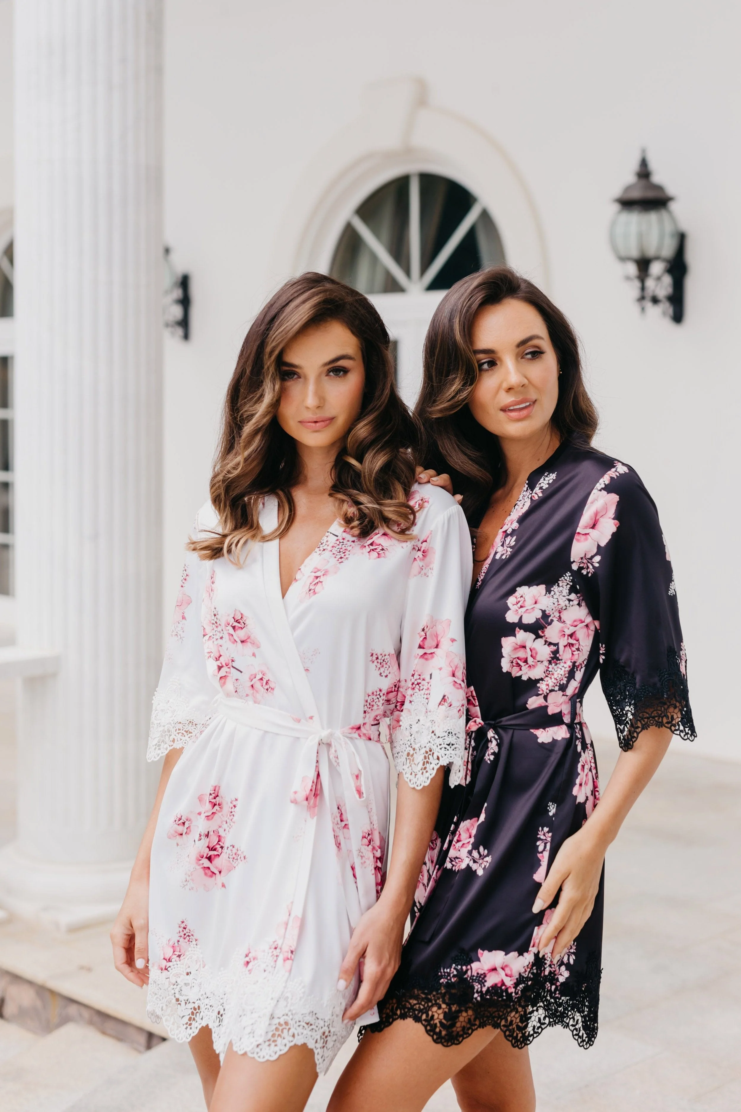 Ivana Bouquet De Fleur Printed Robe - Image 16