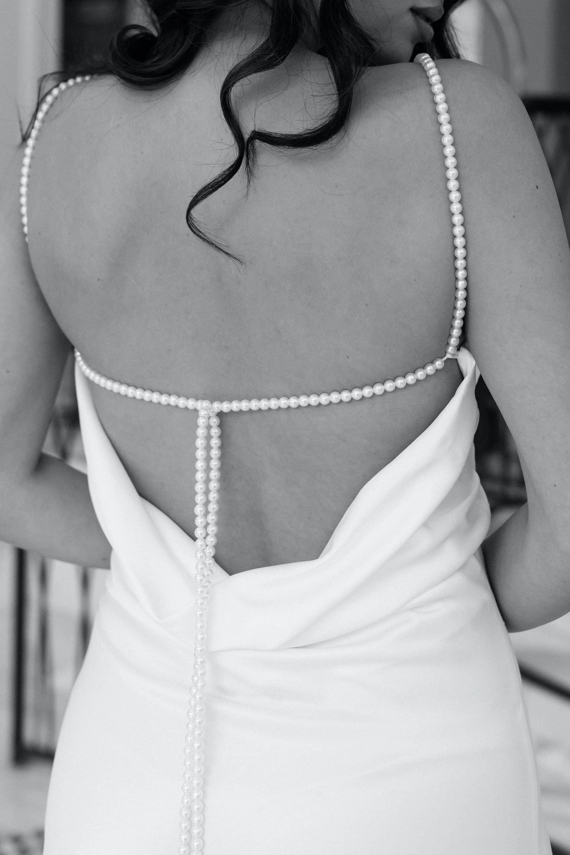 Lea Pearl Cowl Back Slip - Image 13