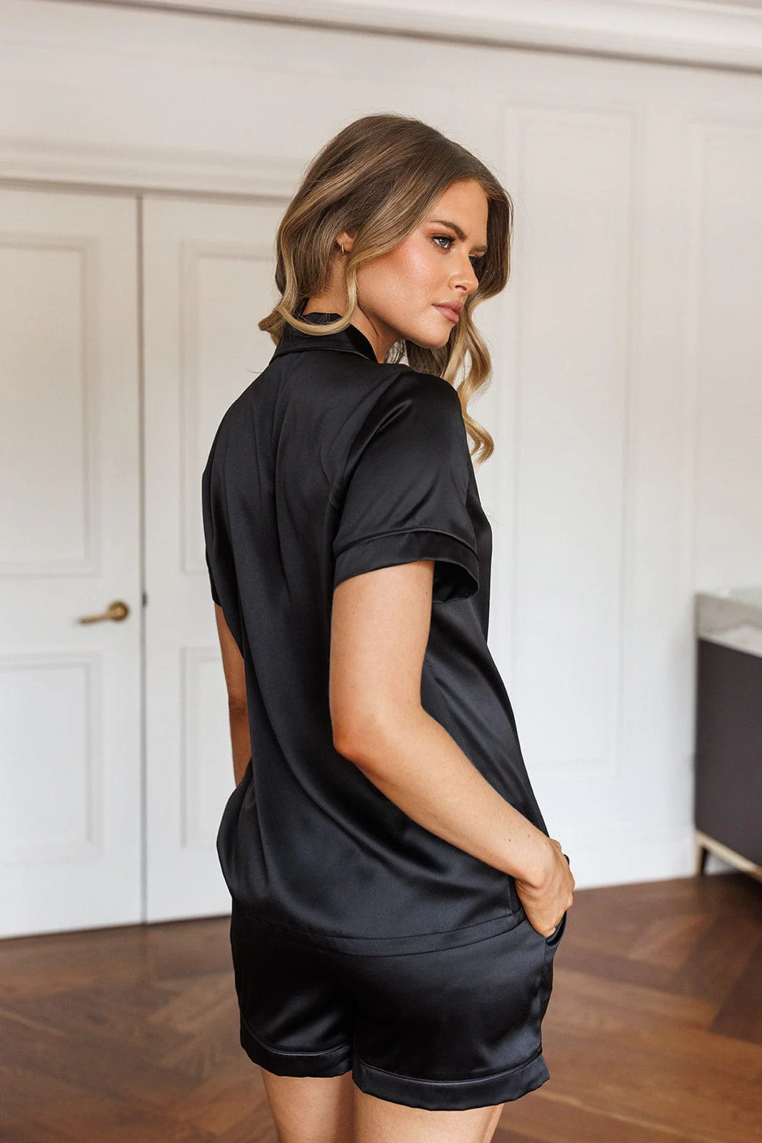 Lucia Premium Satin Bridesmaid Sleep Set Black - Image 4