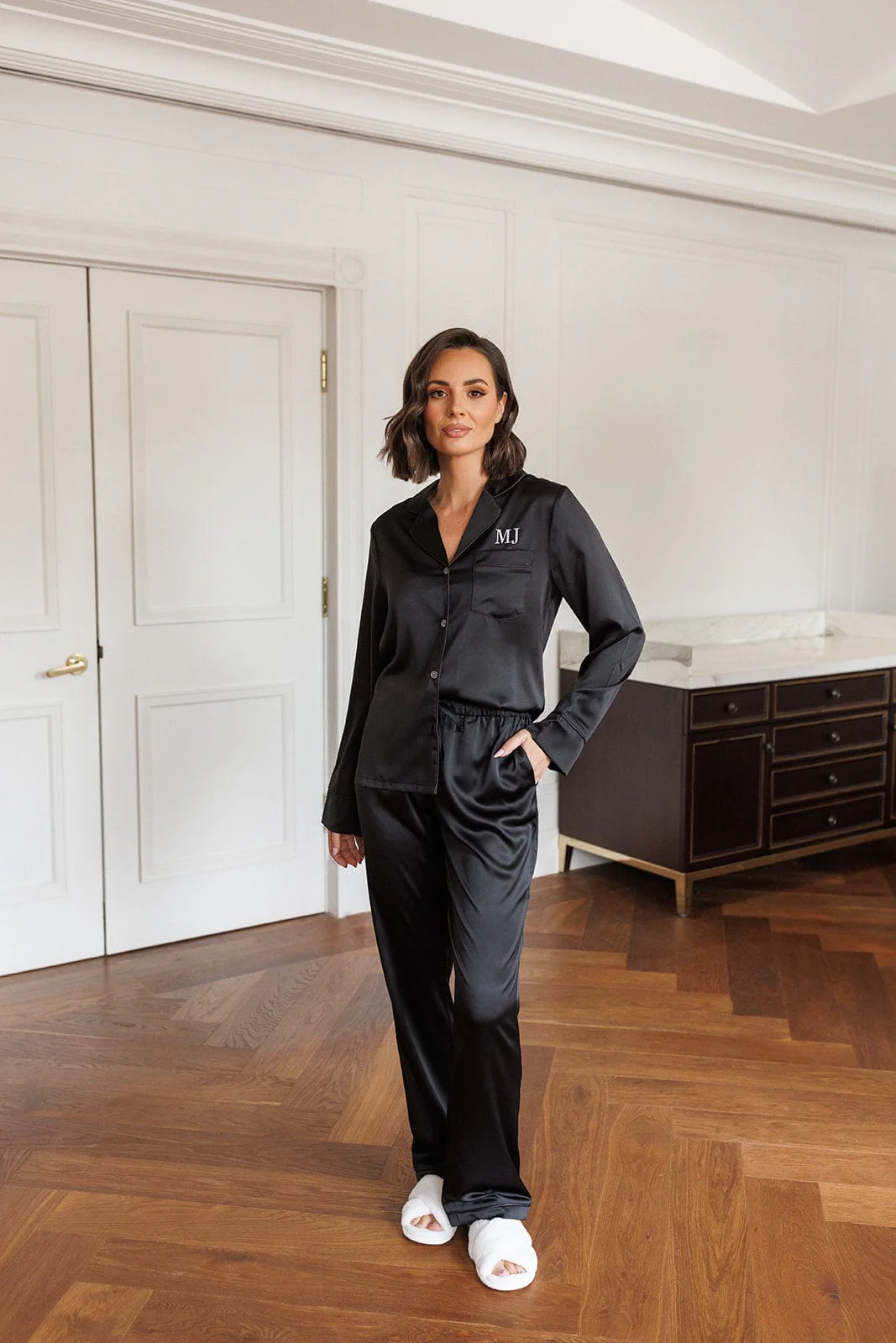 Sienna Premium Satin Bridesmaid Sleep Set Black - Image 3