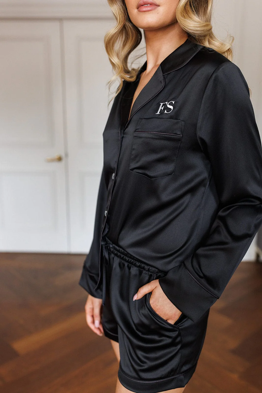Zoe Premium Satin Bridesmaid Sleep Set Black - Image 10