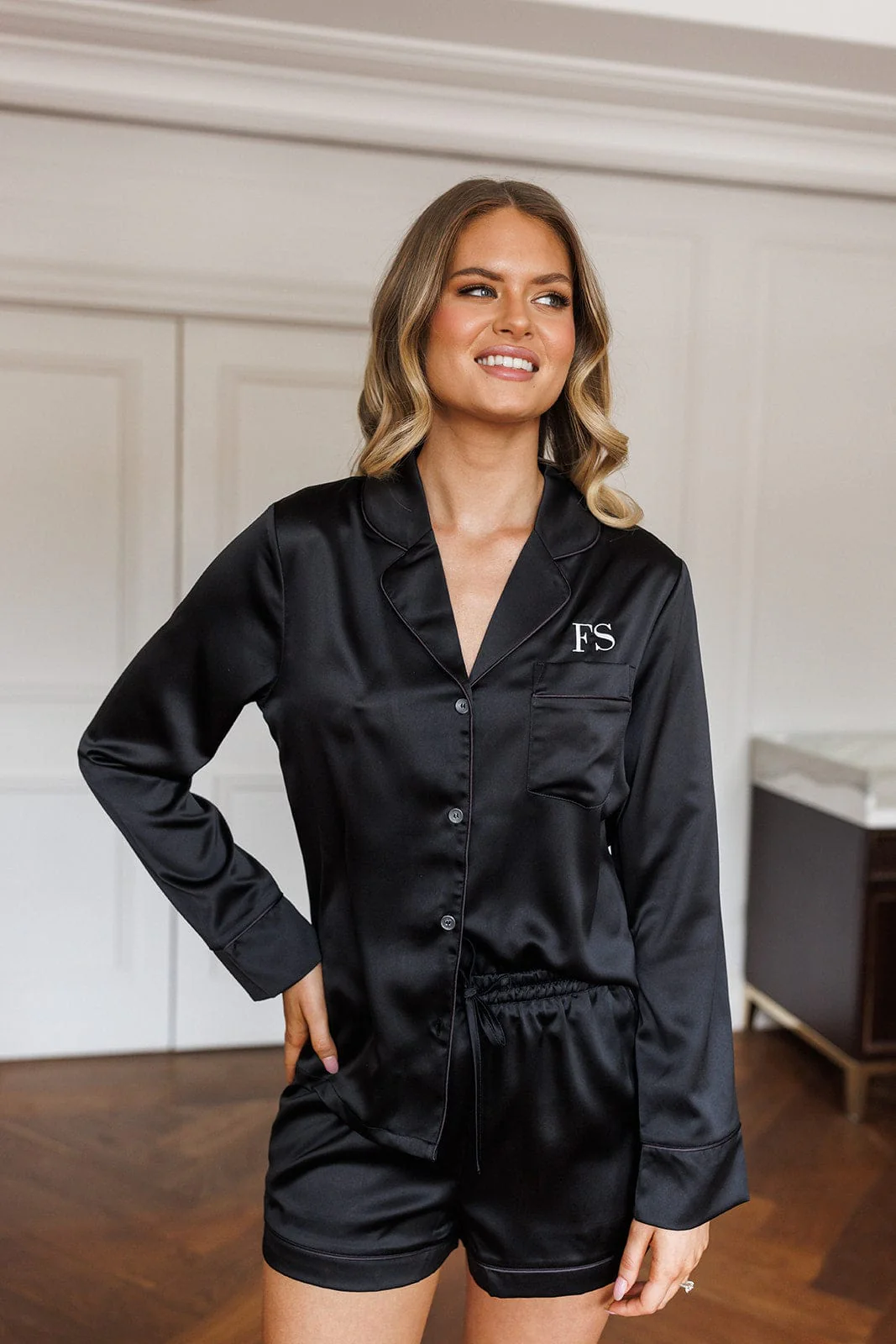 Zoe Premium Satin Bridesmaid Sleep Set Black - Image 7